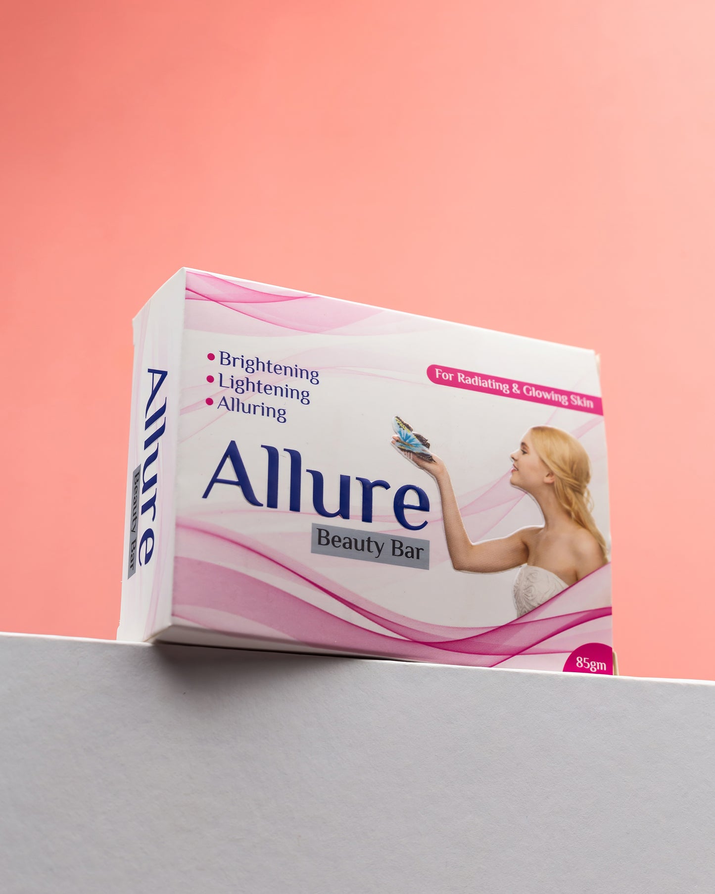 Allure Brightening Bar